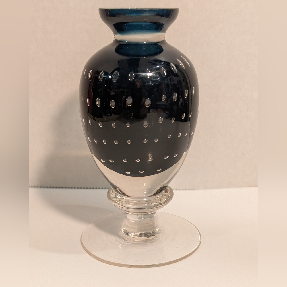 This is a Murano black art glass vase, potentially featuring a controlled Bubble